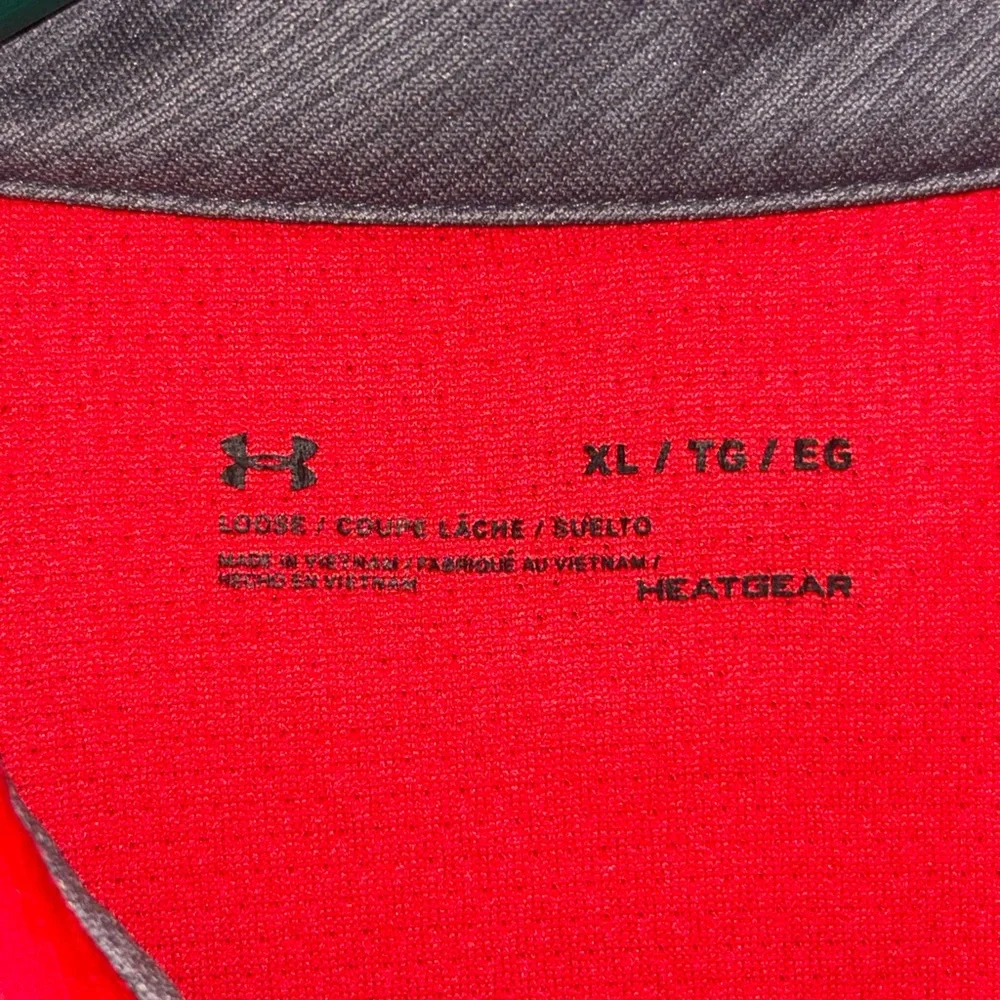 Under Armour Mens Performance Polo Short Sleeve Red Size XL - Picture 4 of 6